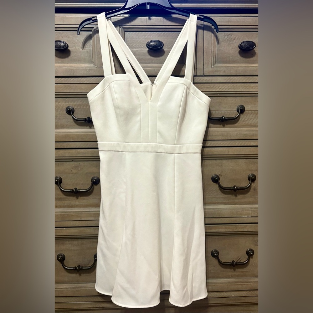 BCBGMaxAzria White Sheath Dress with V-Neck